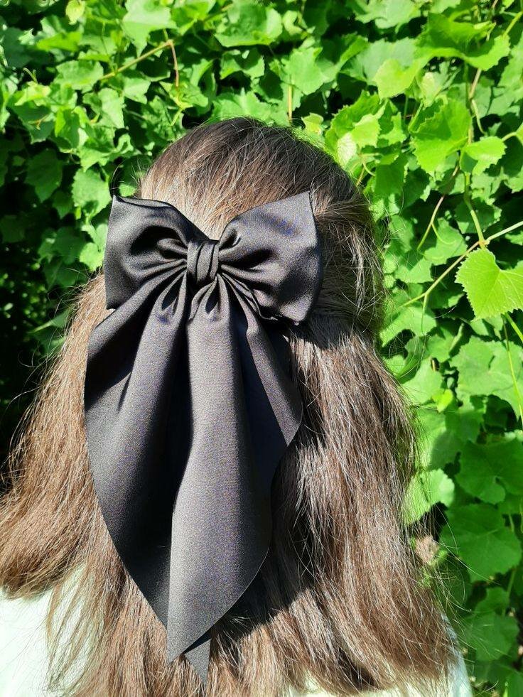 Grand nœud pour cheveux élégant