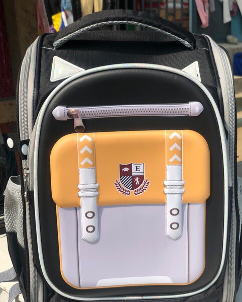 Sac à dos scolaire design innovant