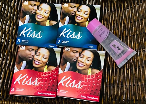 Lubrifiant + 12 préservatifs