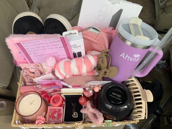 Gift baskets for girls