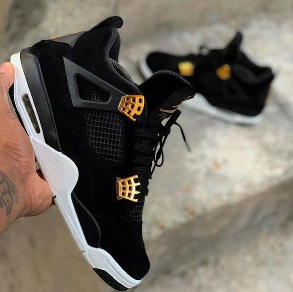 Air Jordan 4