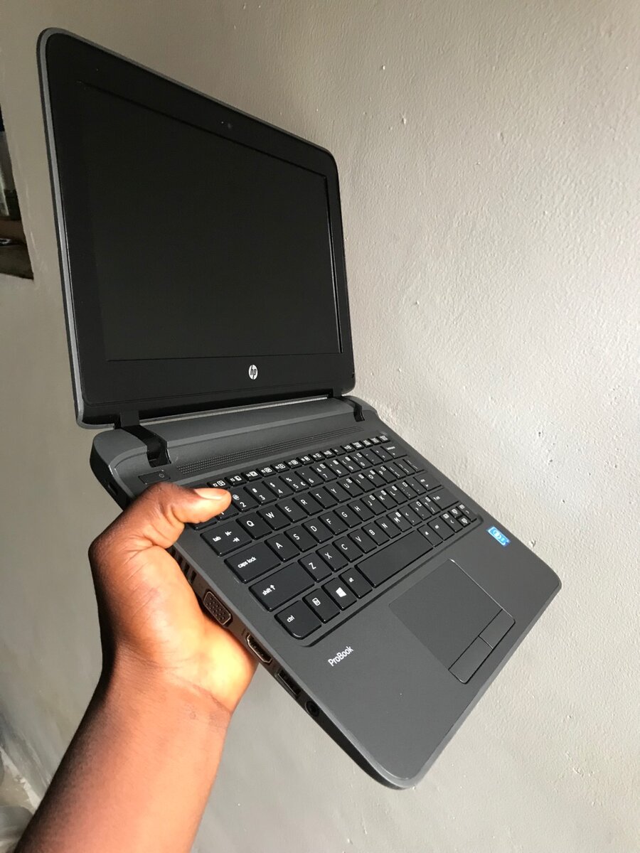 *Hp probook 11 g2