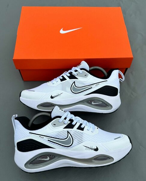 Nike Sneakers Modernes