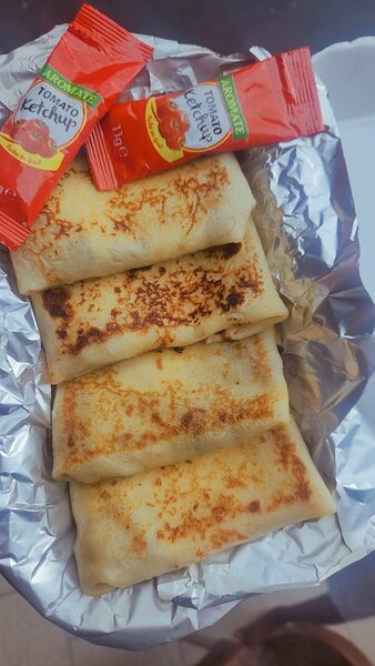 Crêpes savoureuses prêtes à déguster