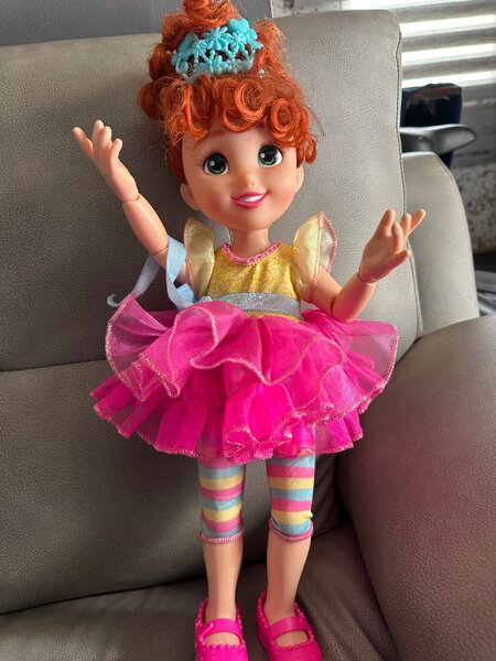 Fancy Nancy My Friend (Big Doll) in Signature Outfit