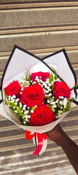 Bouquet de roses rouges élégantes