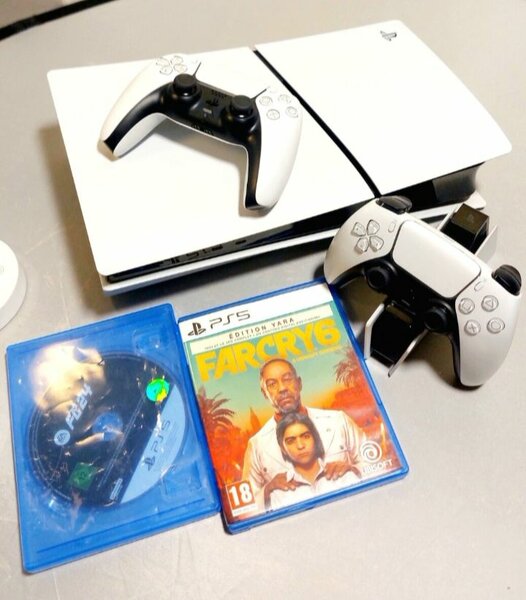 Console PS5 avec jeux