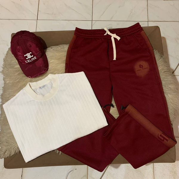 Cap, T-shirt, long sweatpants