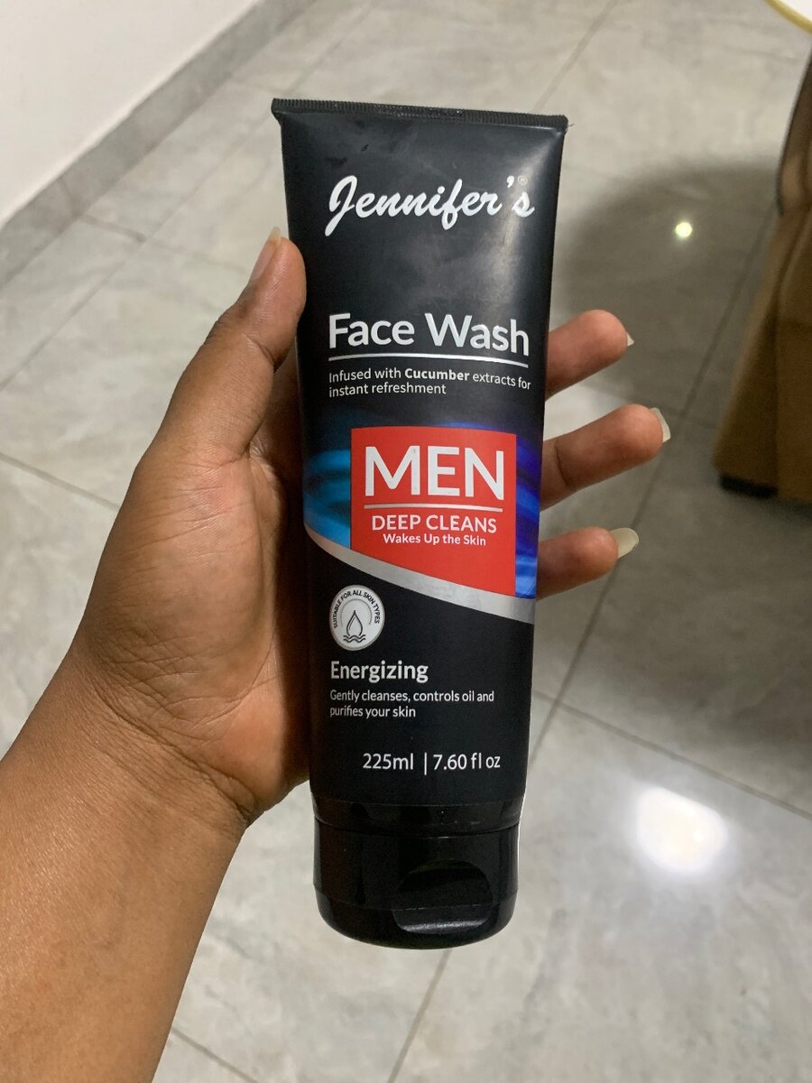 Jennifer face wash