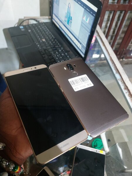 Hauwei mate 9 ,Hauwei mate 8 and Hauwei nova 3