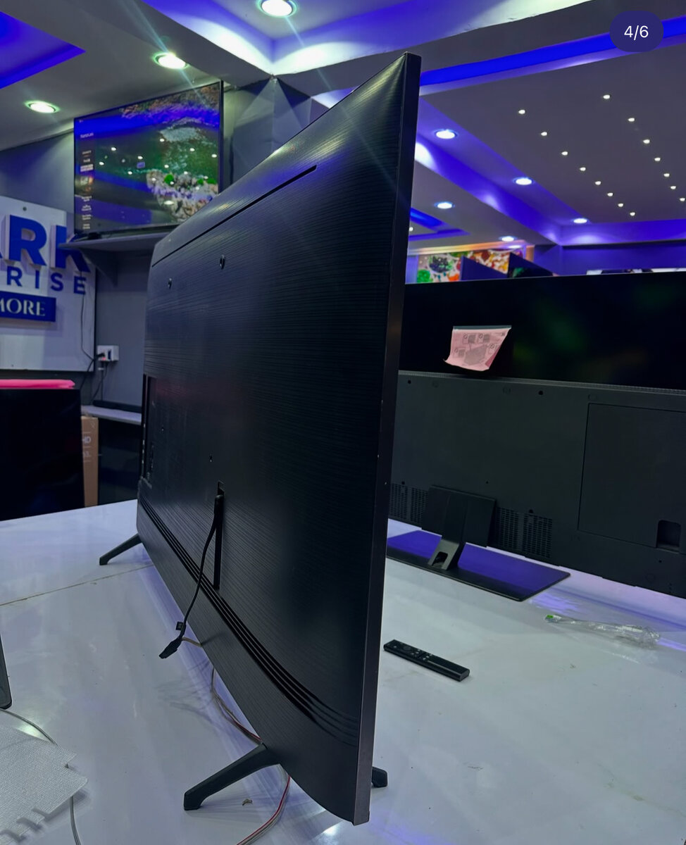 Latest Samsung Model. 58inches 2021/22 Crystal UHD 4K