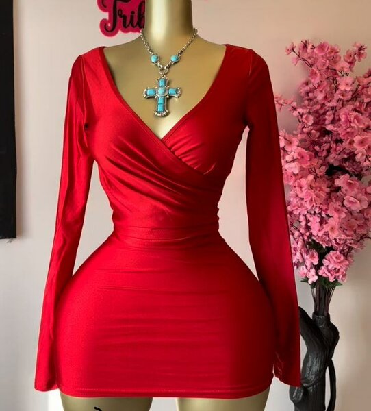 Robe moulante rouge chic