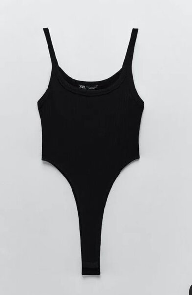 Body femme élégant