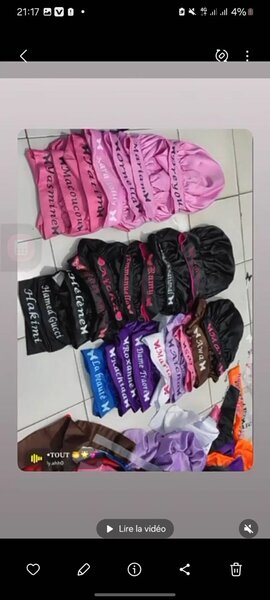 Bonnets de nuit en satin personnalisés