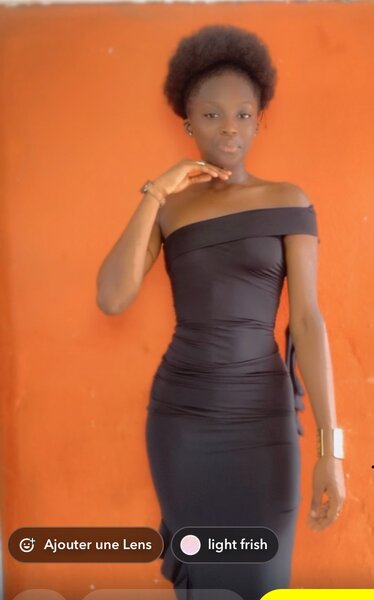 Robe Noire Élégante Soirée