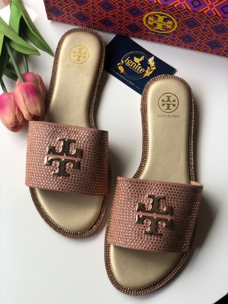 Ladies sandals