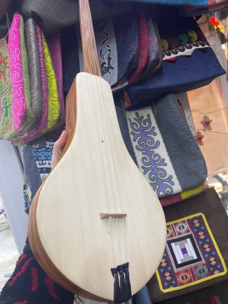 ОРУК КОМУЗ КАРАГАЙ КОМУЗ