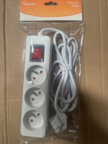 Multiprise avec Interrupteur