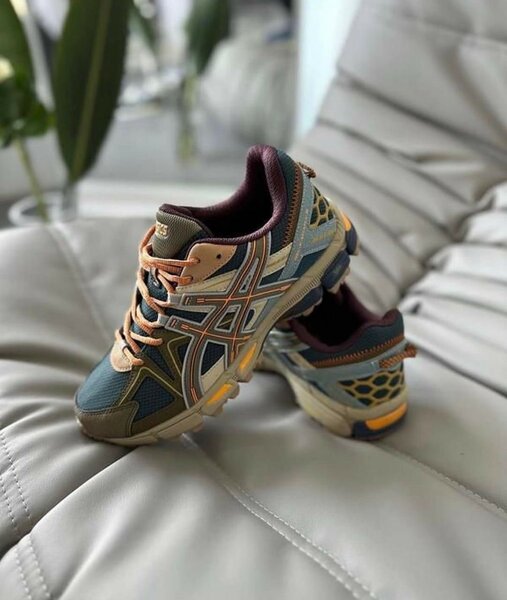 ASICS CLASSIC SNEAKER