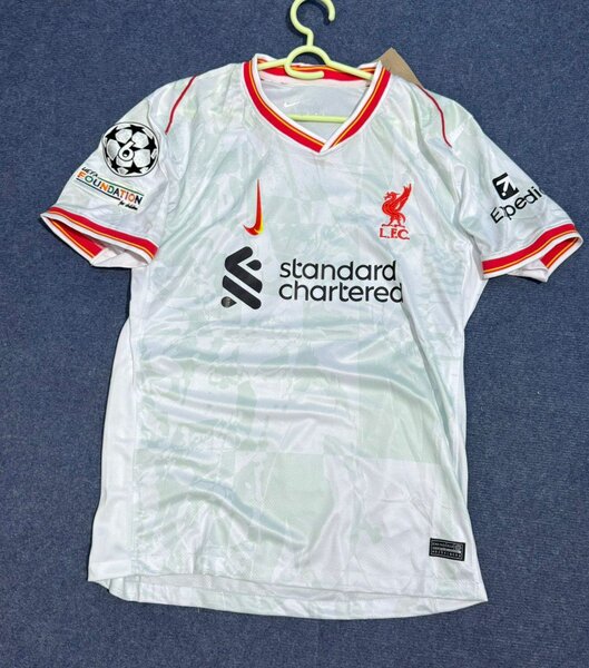 Maillots de Liverpool