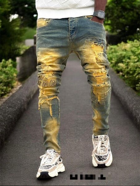 Jeans déchirés homme modernes