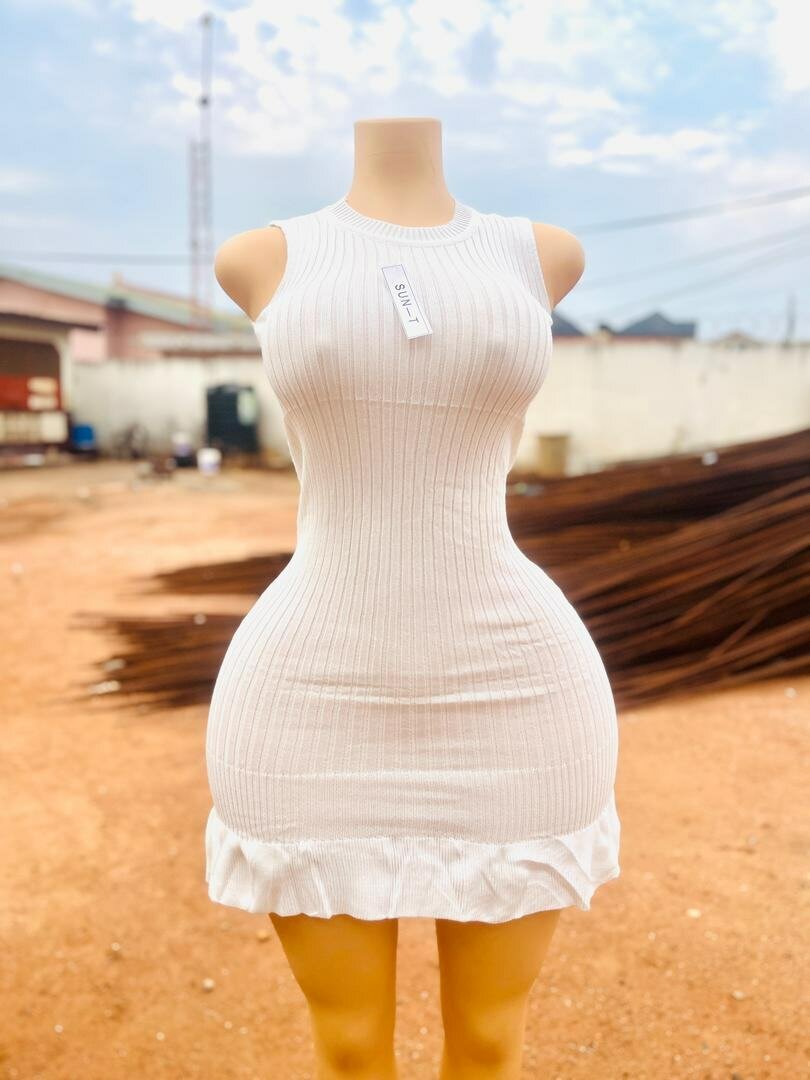 Mimi Outing  dress