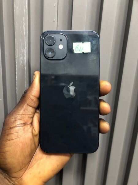 iPhone 12 64gb