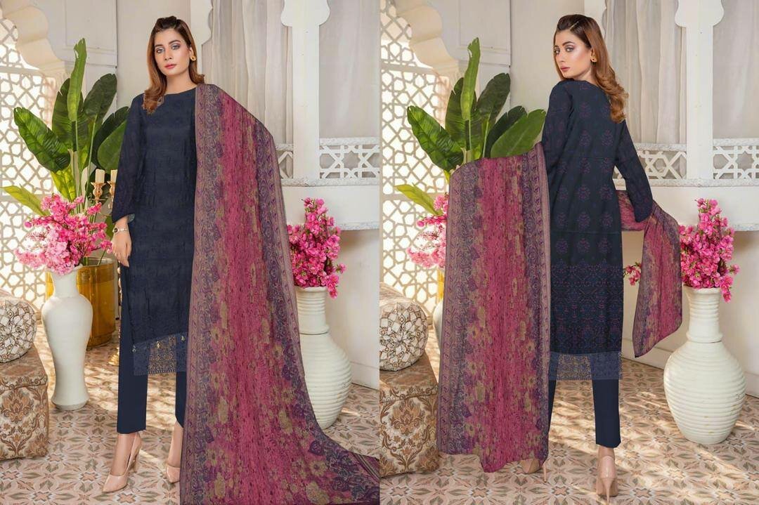 3 pcs women's Lawn unstitched Embroidered suit