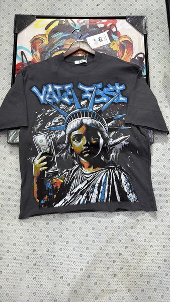 T-shirt graphique Statue Libre