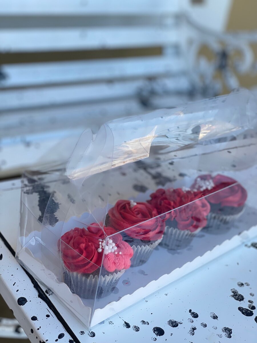 Chocolate buttercream cupcakes