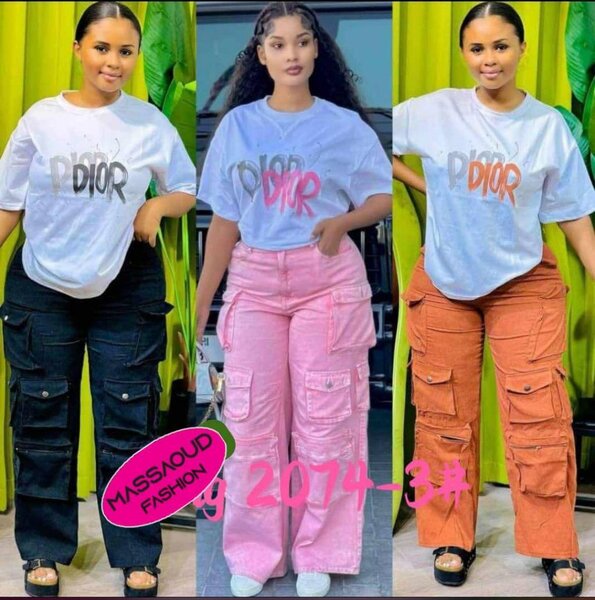 Pantalons cargo + t-shirt