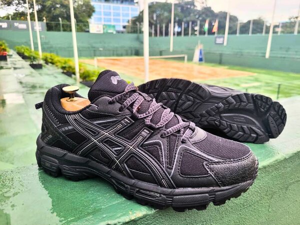 Chaussure de sport noir homme