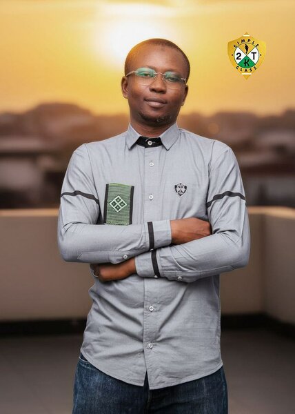 Chemise grise élégante homme