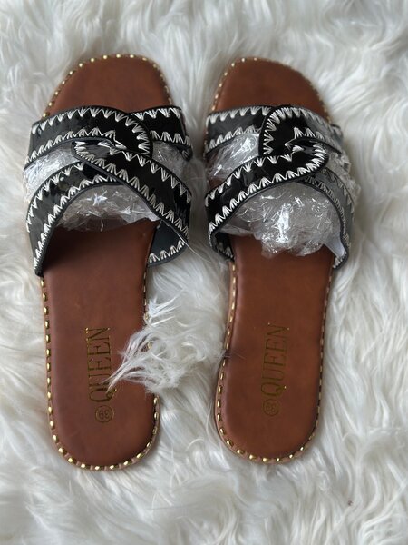 Sandales Bohèmes Tissées Élégantes