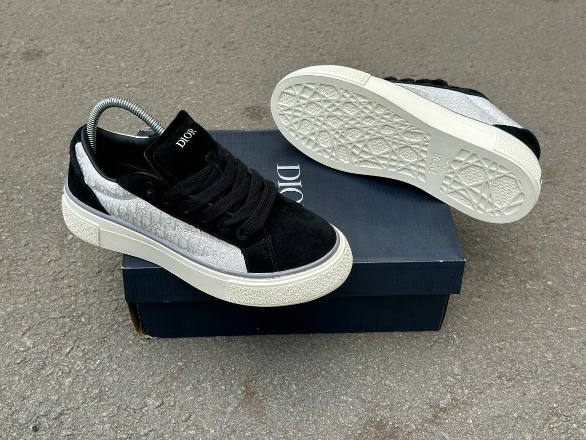 Sneakers tendance en cuir noir