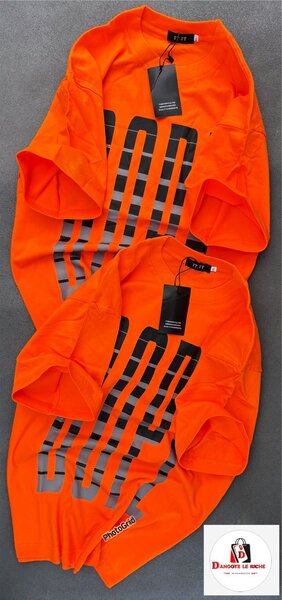 T-shirt orange imprimé moderne