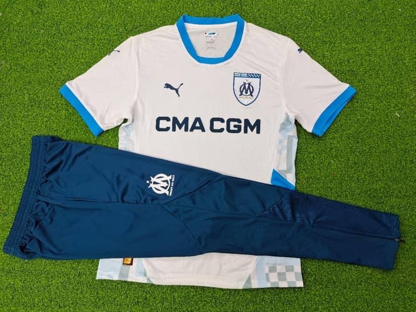 Ensemble de vêtements de football