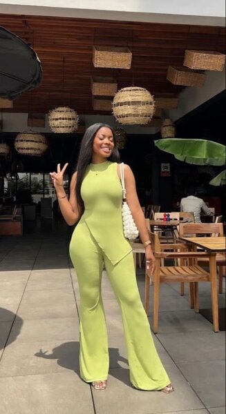 Combinaison verte élégante