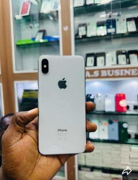 iPhone X Argent 64GB