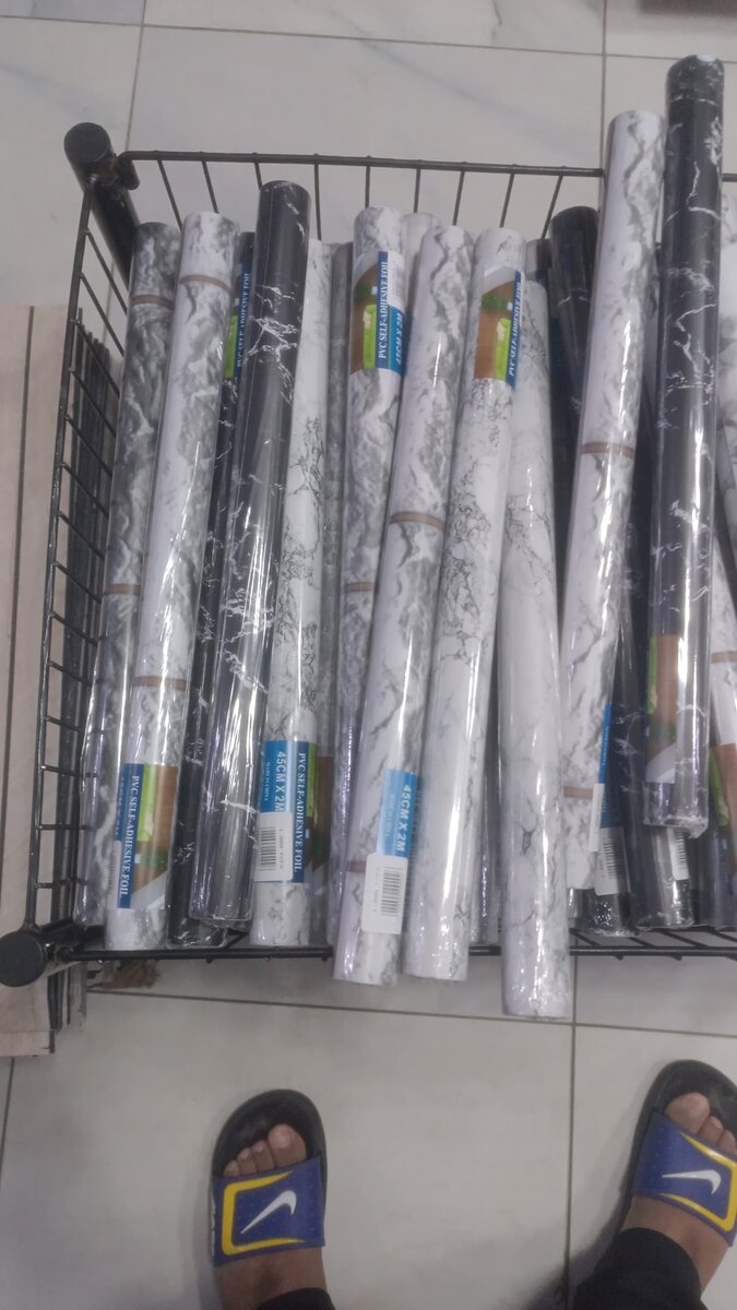 Film adhésif décoratif marbre