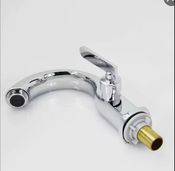 Robinet de lavabo stylé