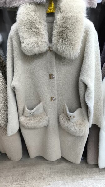 Пальто из альпаки