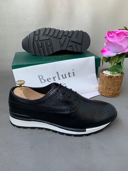 Chaussures habillées en cuir homme