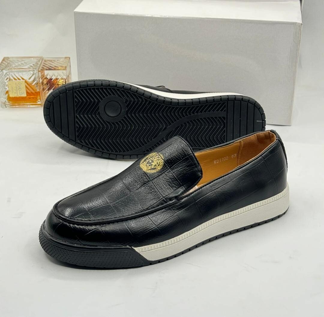 FASHION WEAR ALL BLACK