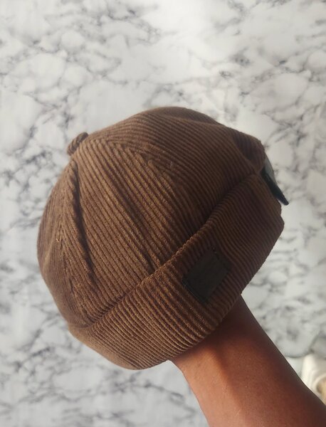 Casquette en velours côtelé