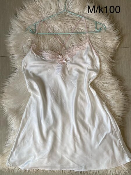 Beautiful and comfortable hot women's lingerie