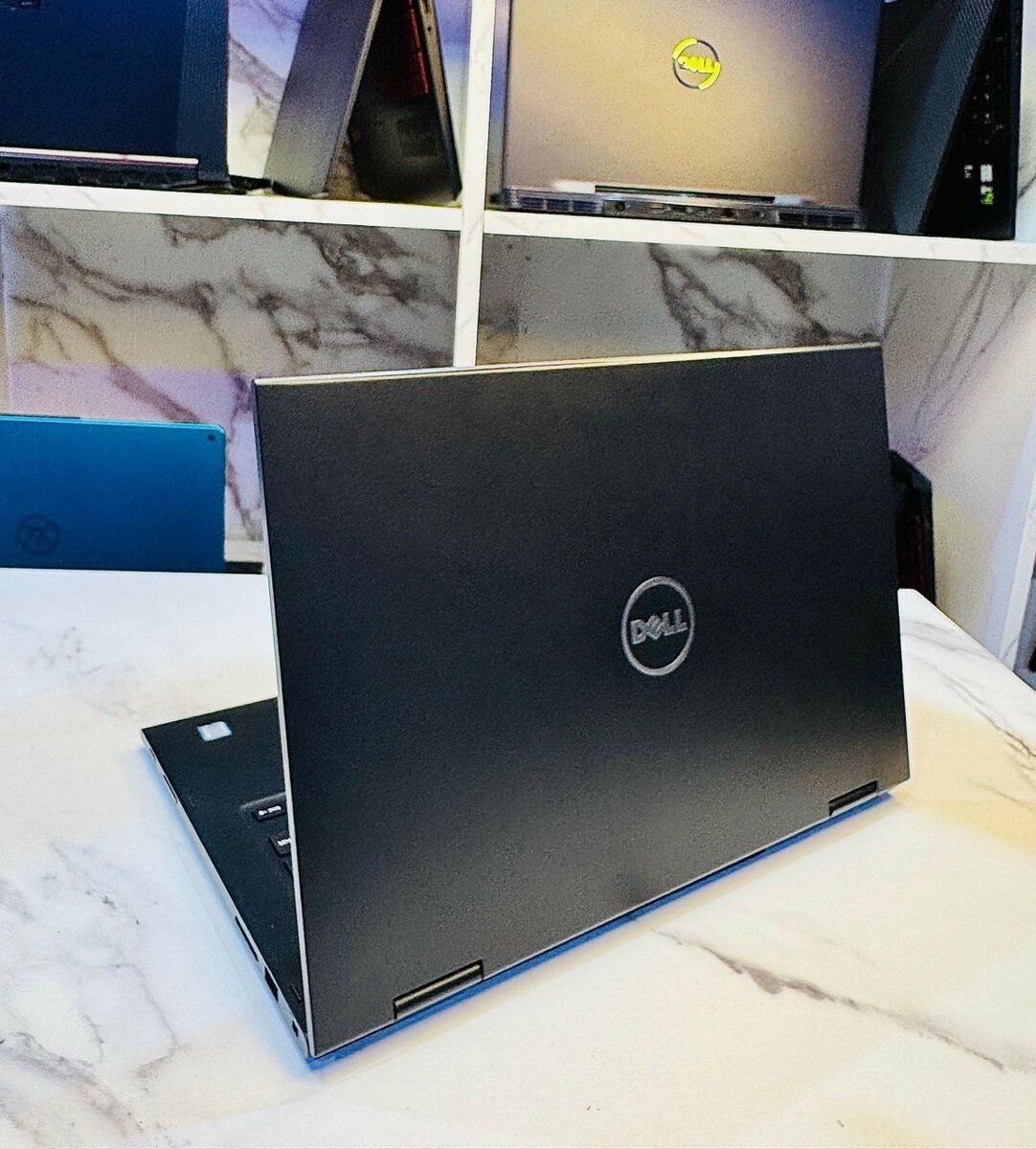 *DELL LATITUDE 3390 2 in1  *  ️
