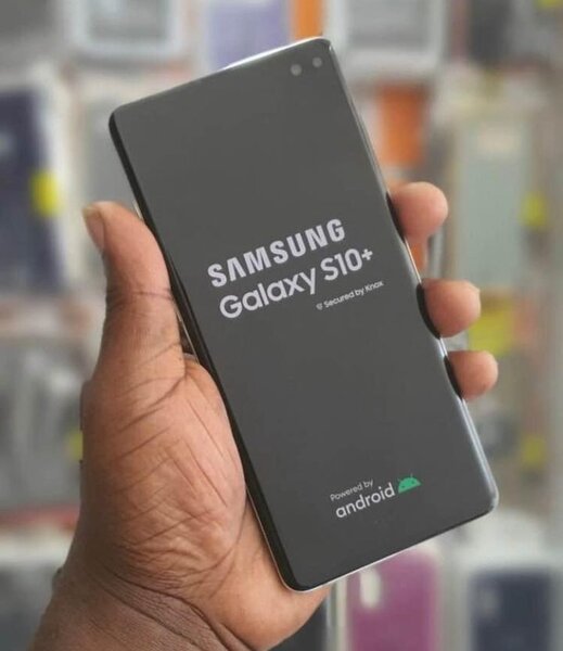 SAMSUNG GALAXY S10+