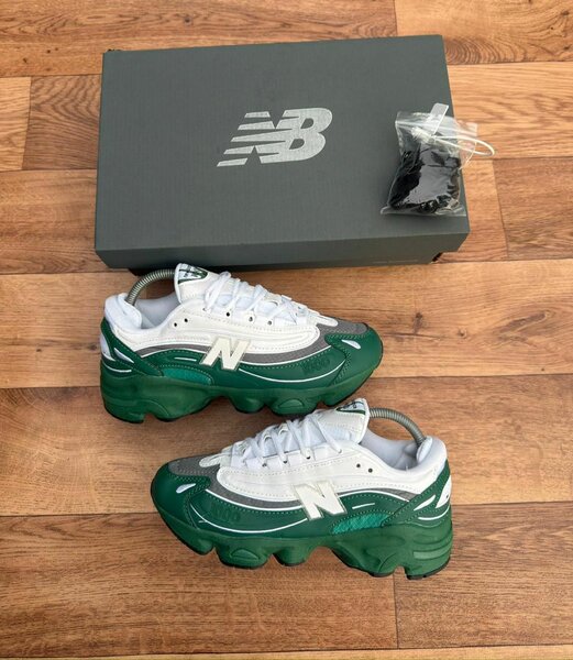 Baskets New Balance Vertes