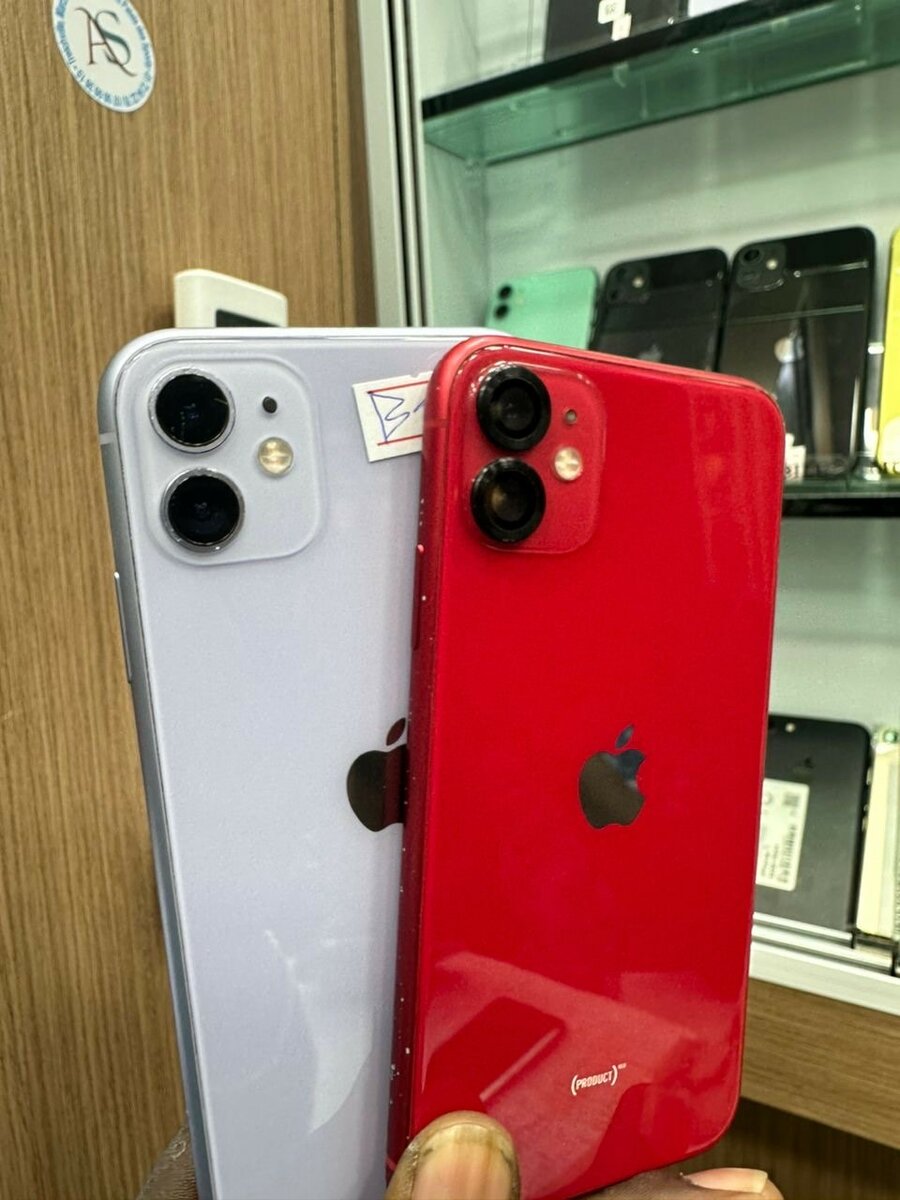 11 simple 64go bien propre disponible